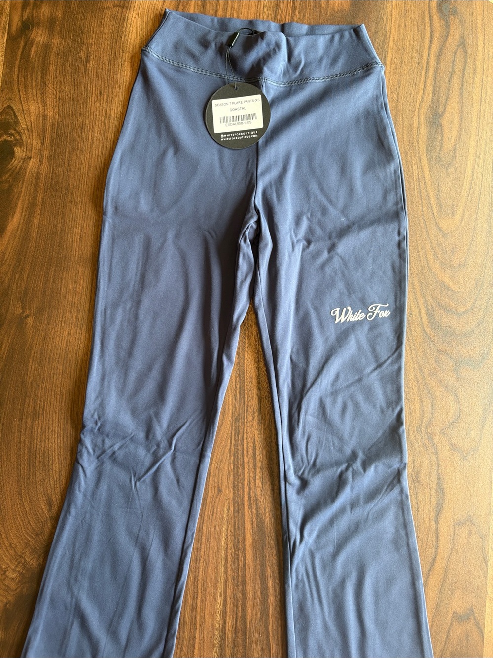 White Fox Season 7 Flare Pants NWT Sz xs